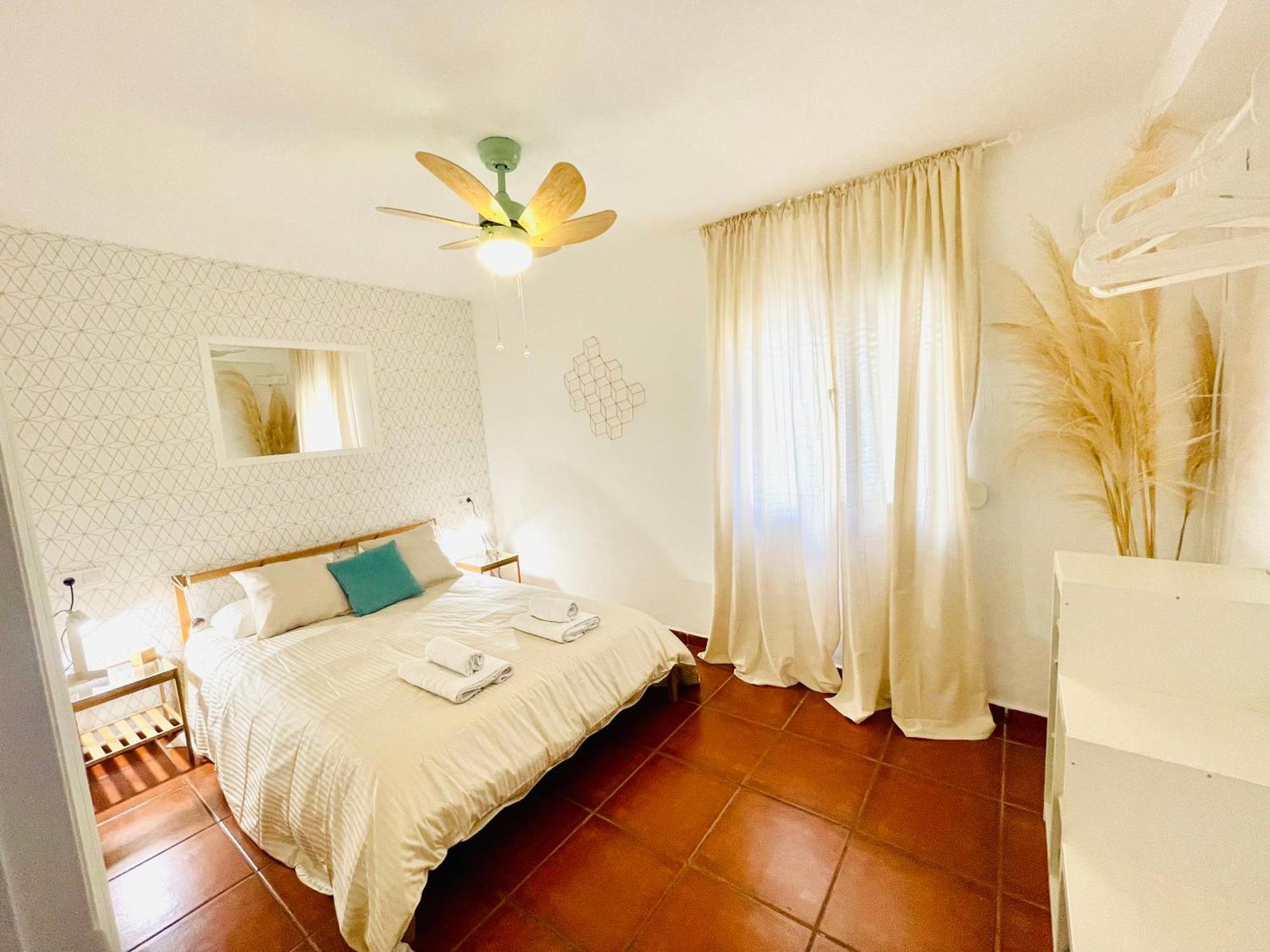 Welcome Malaga Bagian luar foto